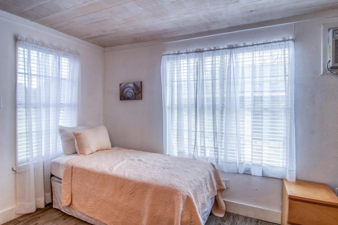 Villa Coastal Hideway #B à Rockport Extérieur photo